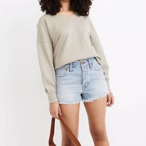 MADEWELL Curvy Relaxed Denim Shorts in Cedarcroft Wash 28